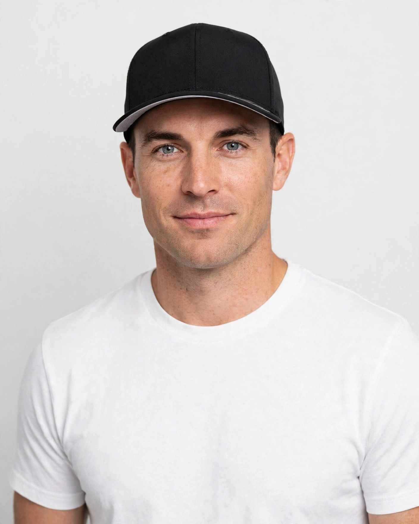 flexfit-pro-baseball-6297f_male_black Flexfit Pro-Baseball On Field Cap 6297F - Image 1
